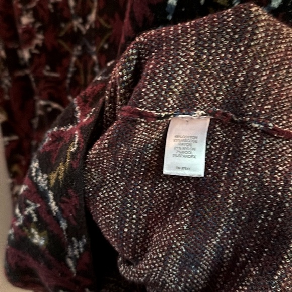 ⭐️J.Jill Sweater Tunic, Jacquard Burgundy & Black, Sz.M, Easy Classy Elegance! 🤩 - Picture 10 of 13